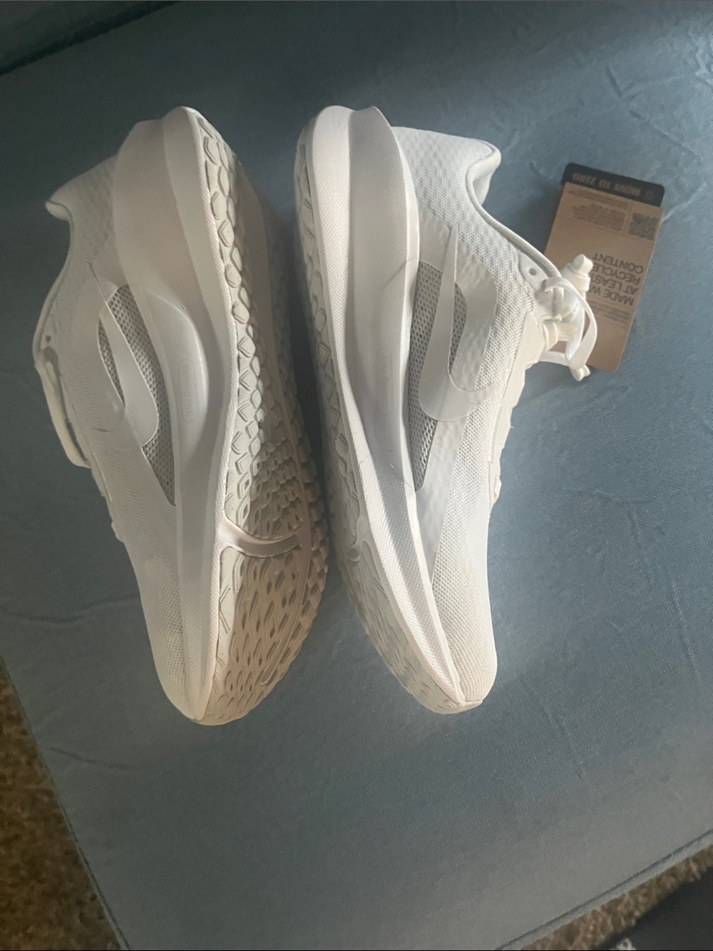 Nike Downshifter 13 Women's Shoes brand new, never worn - Picture 7 of 10